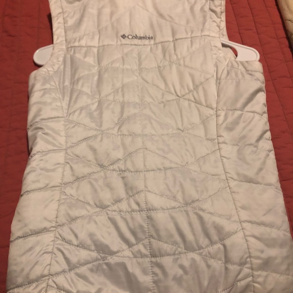 Columbia women’s vest - Picture 1 of 3